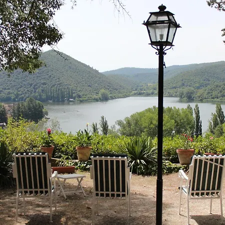 Orio Villa Piediluco